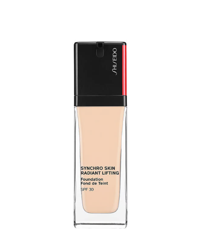 Shiseido Synchro Skin Radiant Foundation 130 Opal, 30 ml.