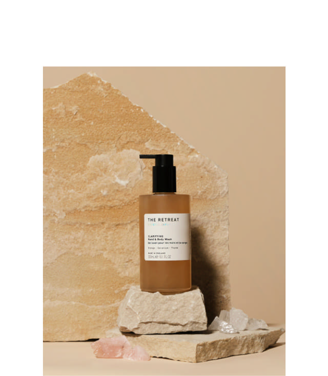 The Retreat Clarifying Hand & Body Wash, 300 ml.